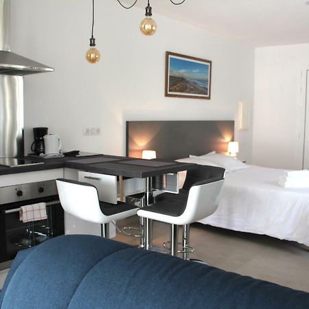 Logis Hotel Le Rond Point Soorts-Hossegor Bagian luar foto