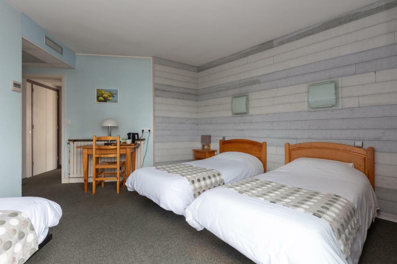 Logis Hotel Le Rond Point Soorts-Hossegor Bagian luar foto