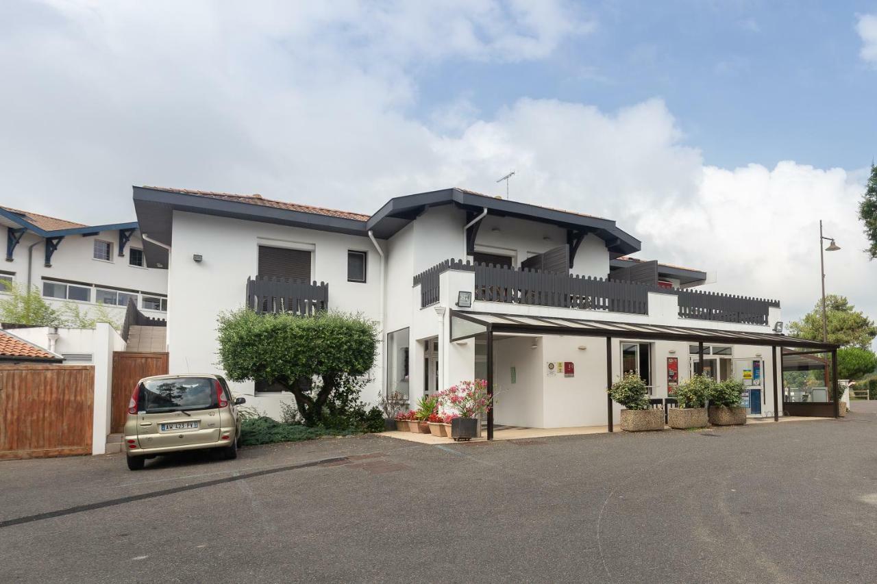 Logis Hotel Le Rond Point Soorts-Hossegor Bagian luar foto