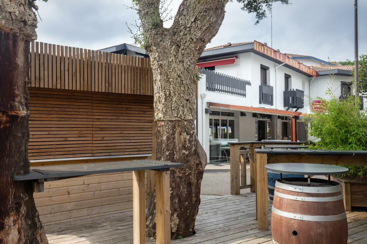 Logis Hotel Le Rond Point Soorts-Hossegor Bagian luar foto