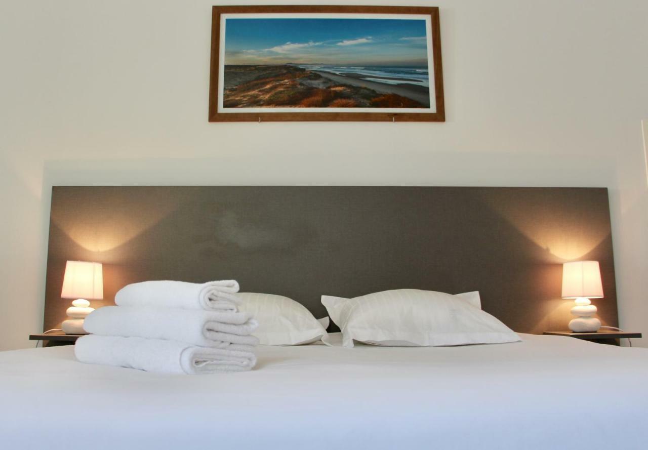Logis Hotel Le Rond Point Soorts-Hossegor Bagian luar foto
